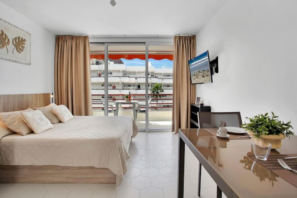 Alexander Apartment Playa De Las Americas Zewnętrze zdjęcie